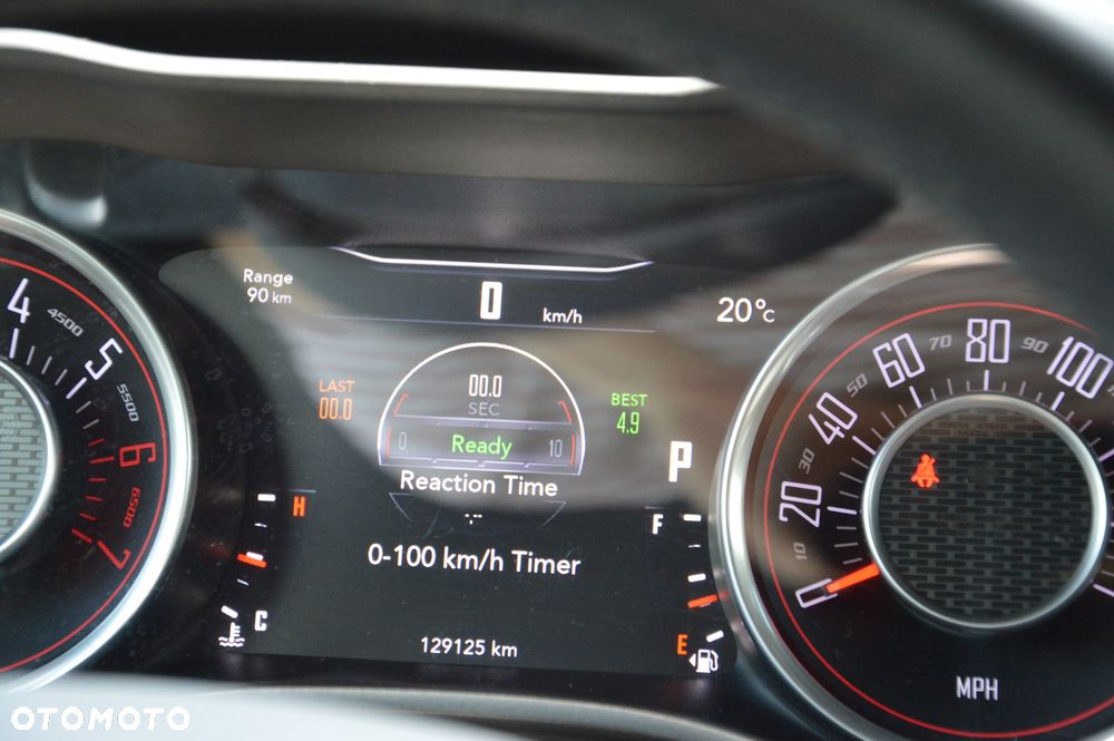 Dodge Challenger - 14