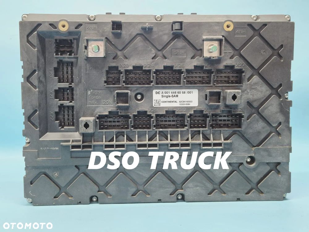 Skrzynka Tablica Modul Plyta bezpiecznikow A0014466058 MERCEDES MP4 - 2