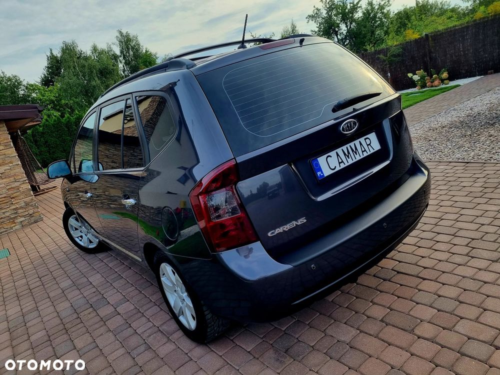 Kia Carens 2.0 EX - 4