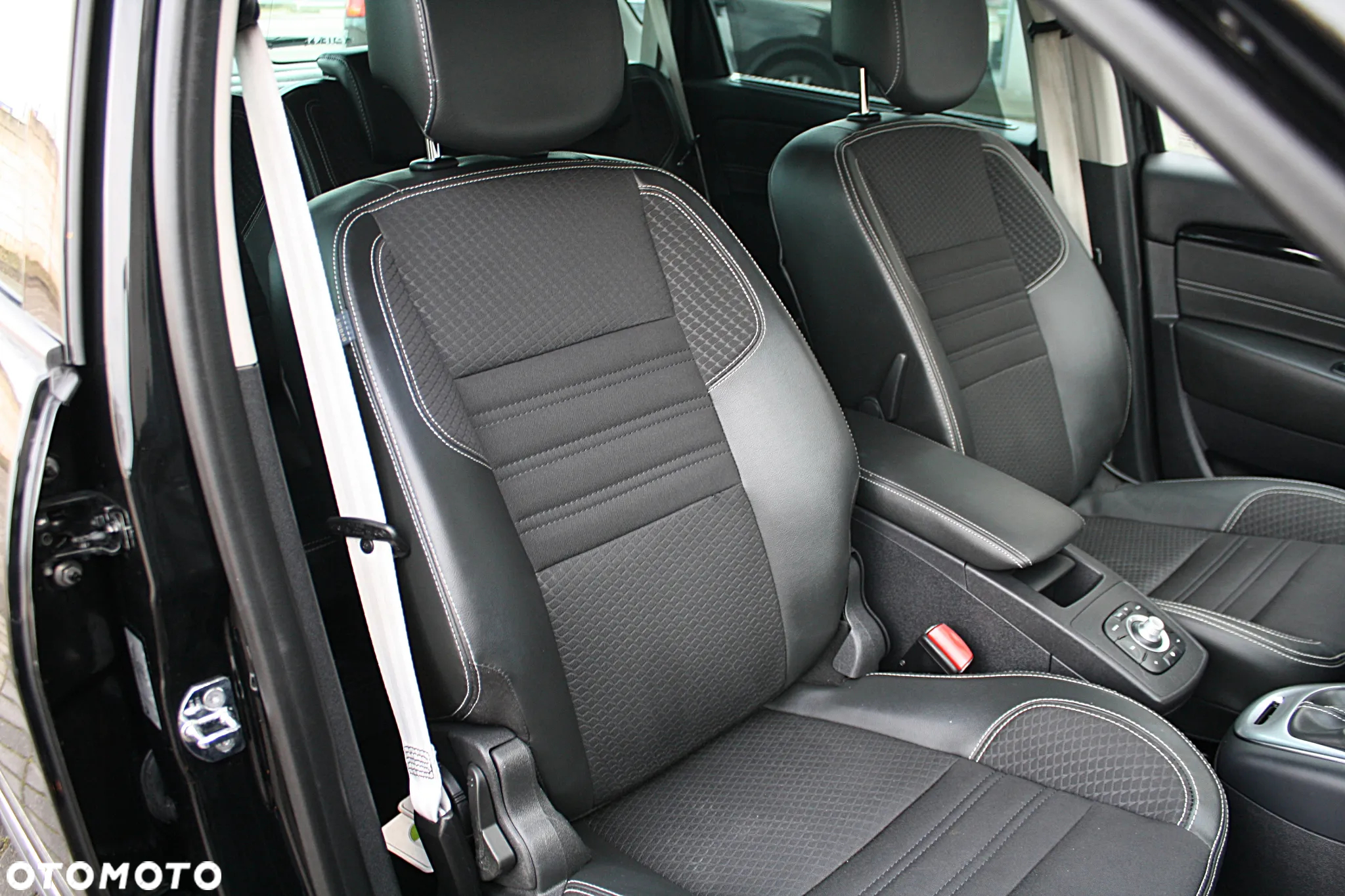 Renault Scenic 1.2 TCe Energy Bose Edition - 17