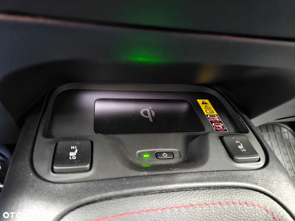 Toyota Corolla 2.0 GR Sport - 17