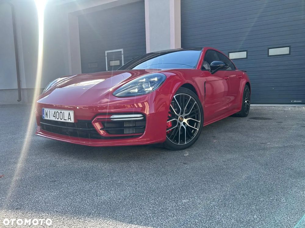 Porsche Panamera GTS - 1