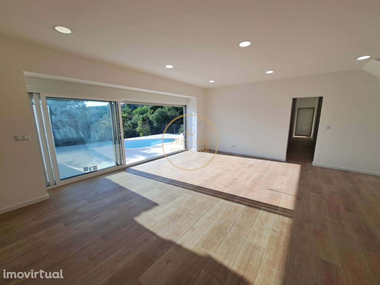 Moradia T3 Renovada com Piscina e Terraço – Próximo da Quinta da Ombri - Grande imagem: 4/48