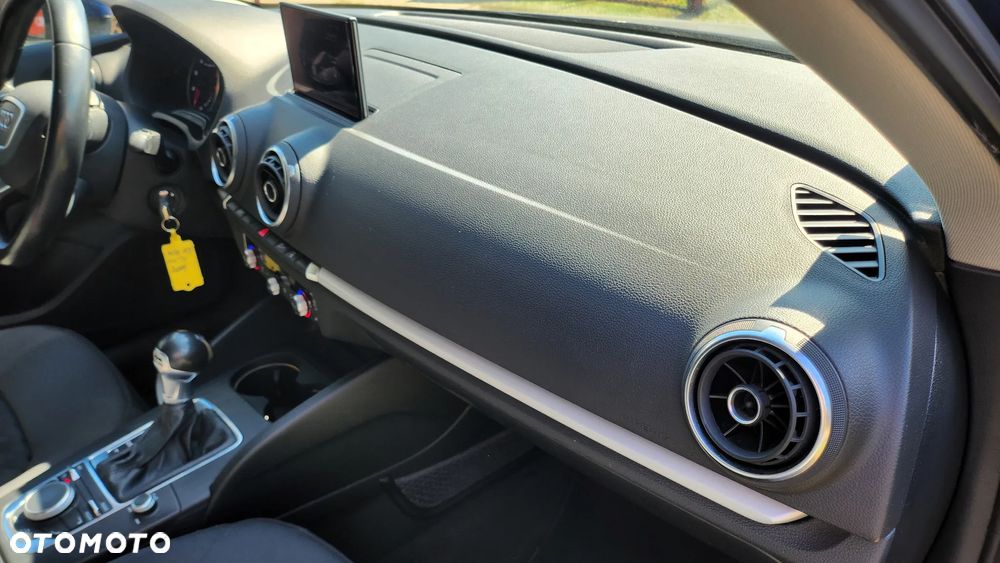 Audi A3 Sportback 1.4 TFSI S tronic Attraction - 16