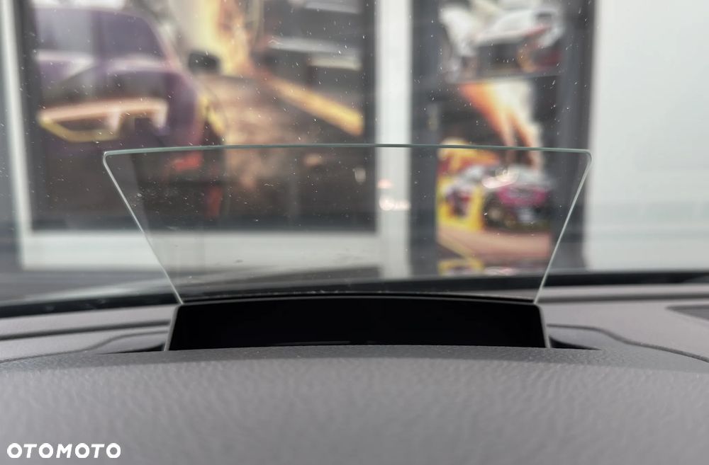 Volkswagen Passat - 30