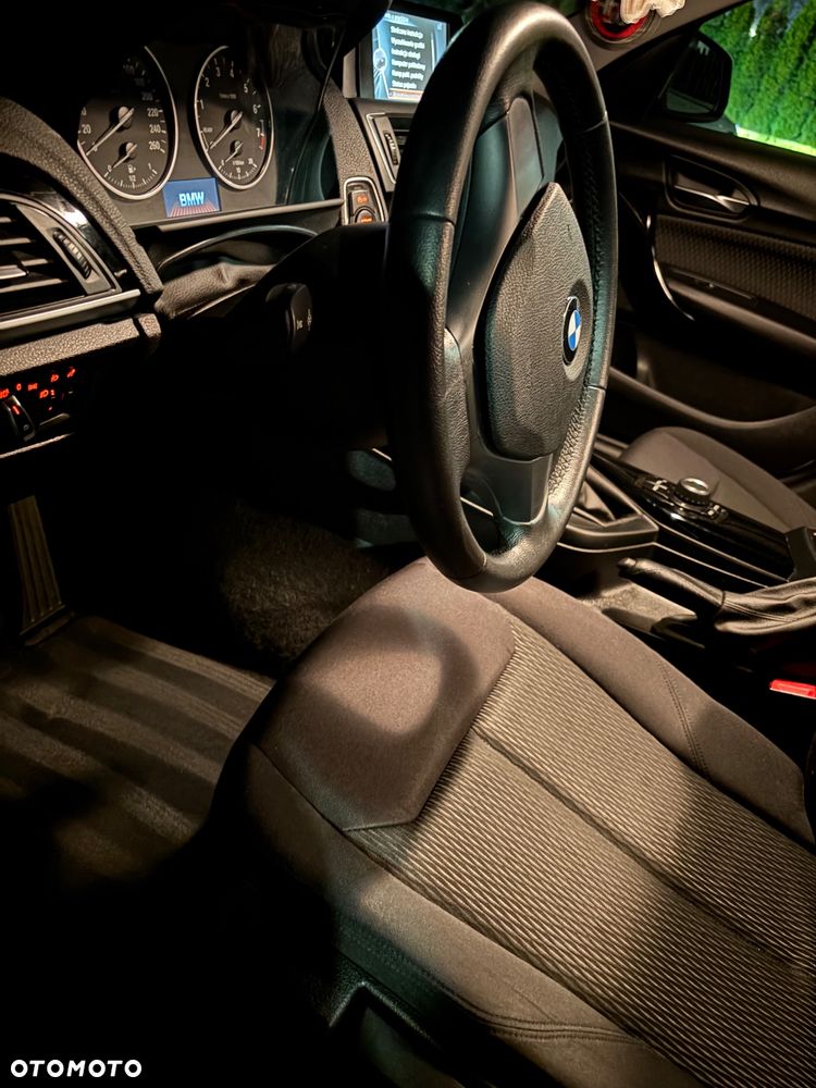 BMW Seria 1 - 10