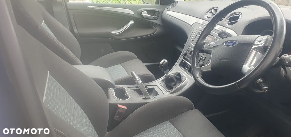Ford S-Max - 6