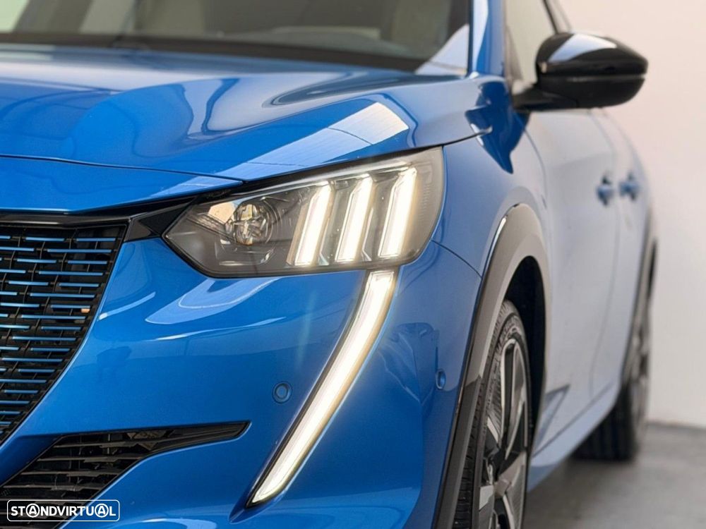 Peugeot e-208 GT - 5