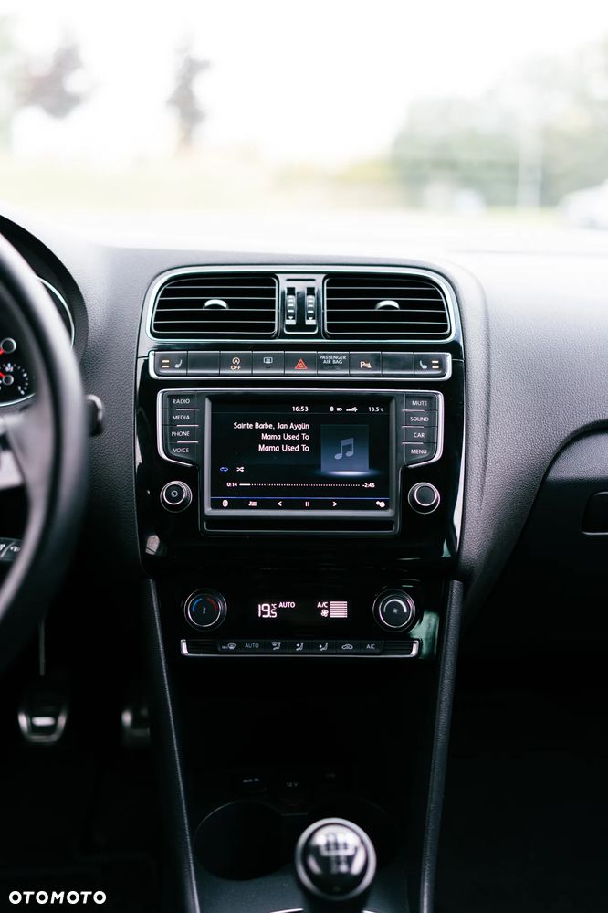 Volkswagen Polo 1.2 TSI BMT Highline Perfectline - 10