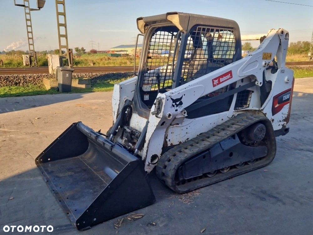 Bobcat T590 - 1