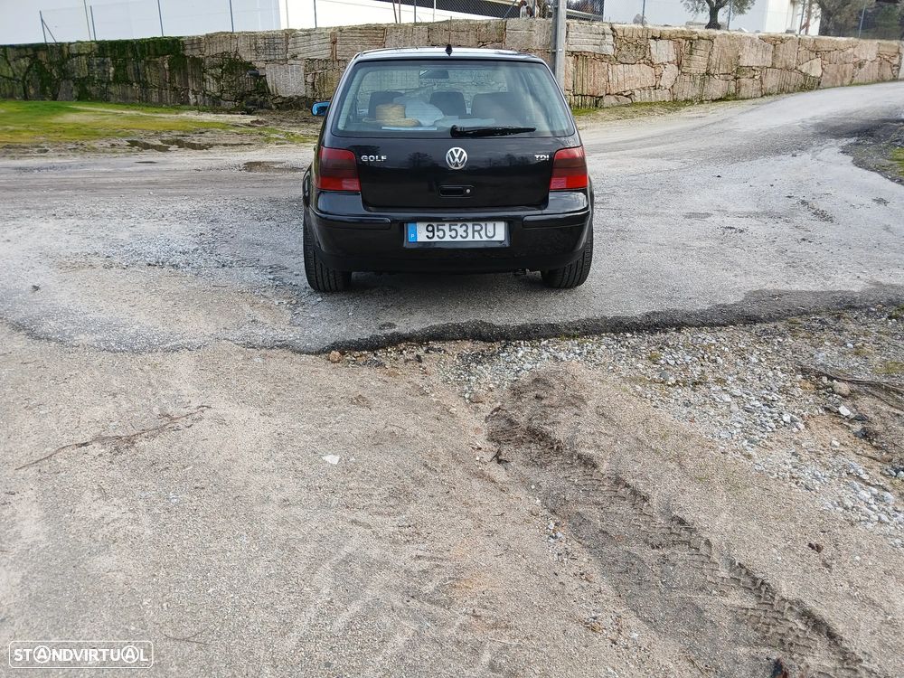 VW Golf 1.9 TDi 25 Anos - 3