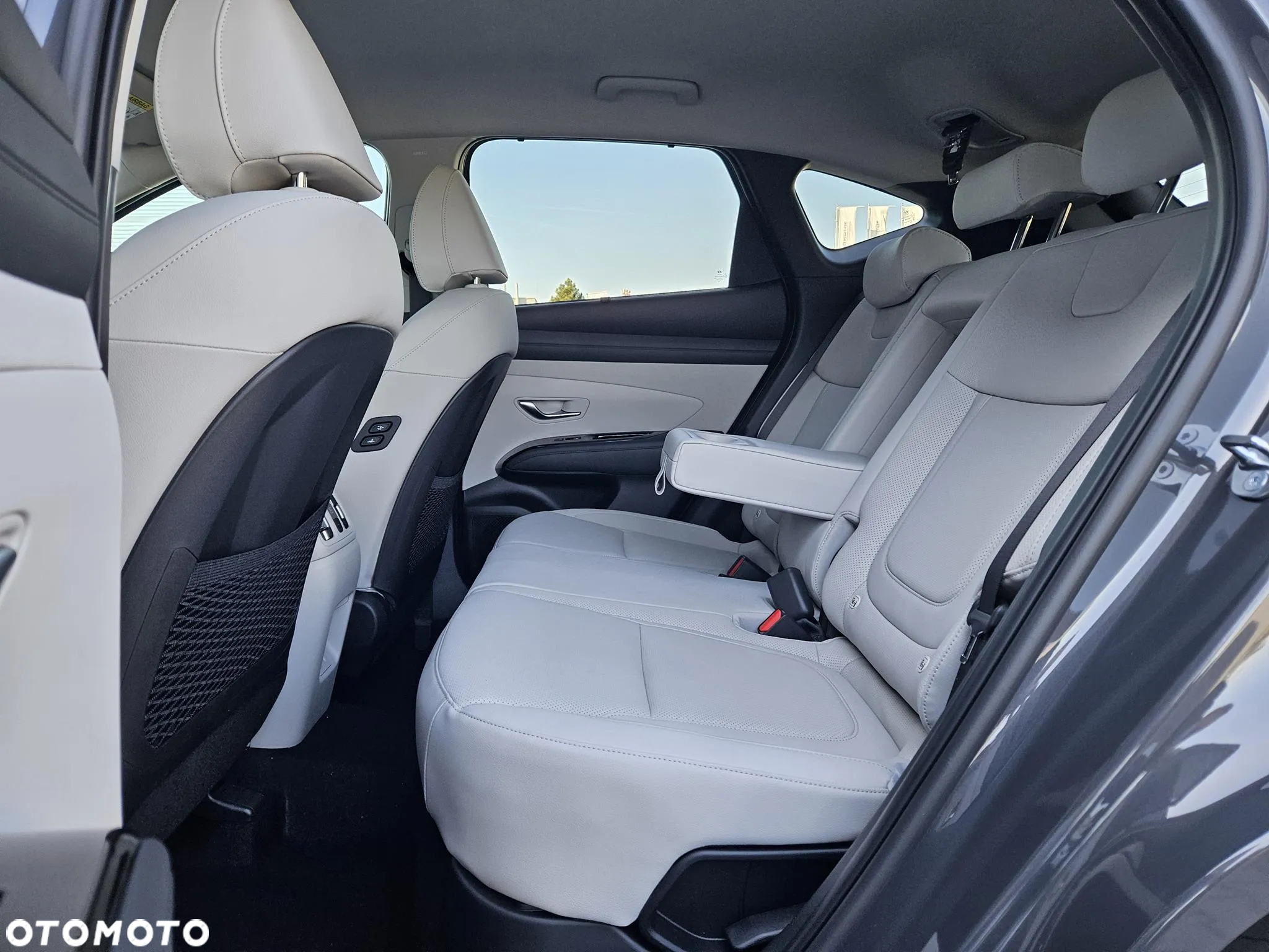 Hyundai Tucson 1.6 T-GDi HEV Platinum 2WD - 14