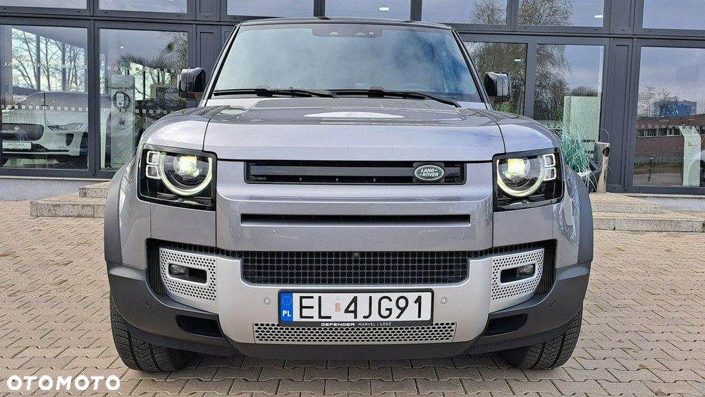 Land Rover Defender - 3