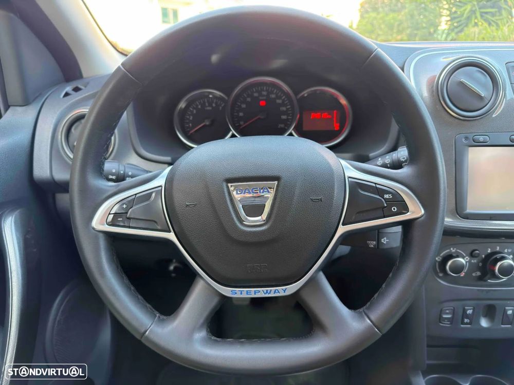 Dacia Sandero 0.9 TCe Stepway - 35