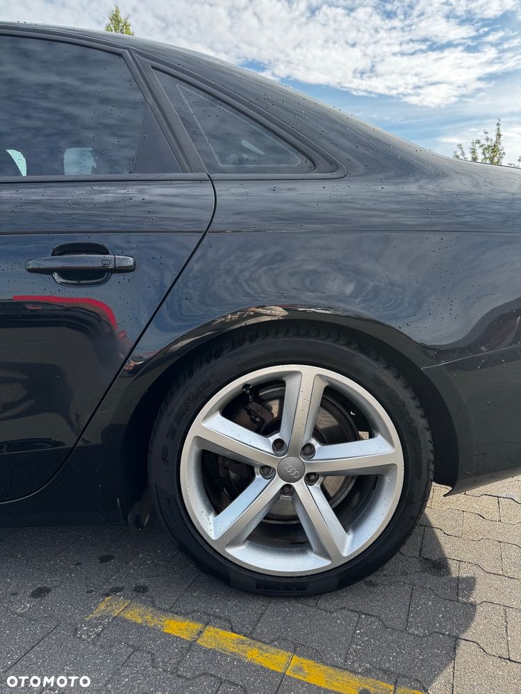 Audi A4 Limousine - 10