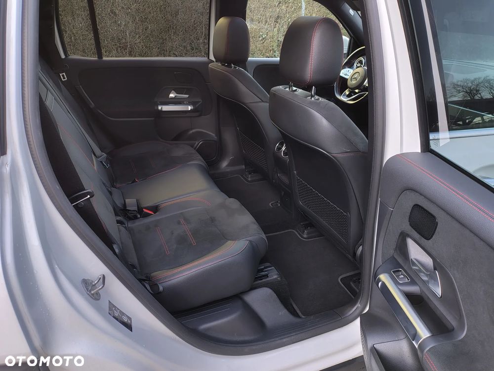 Mercedes-Benz EQB 300 4Matic AMG Line - 21