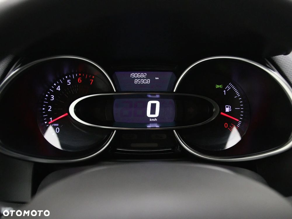 Renault Clio 0.9 TCe Limited - 19