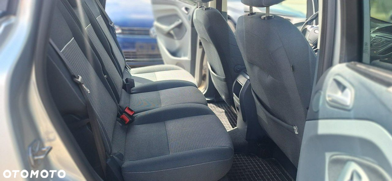 Ford C-MAX - 18