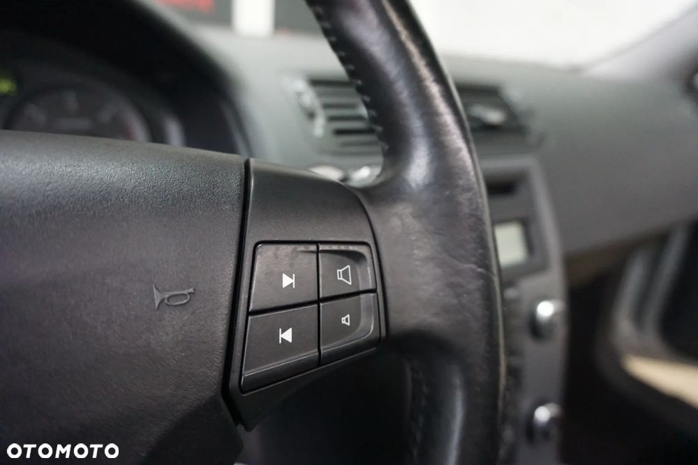 Volvo V50 1.6D DPF DRIVe - 27