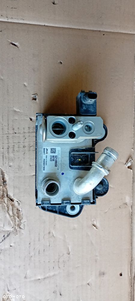 Chłodnica klimatyzacji klimy osuszacz Fiat 500E 52139550 - 1