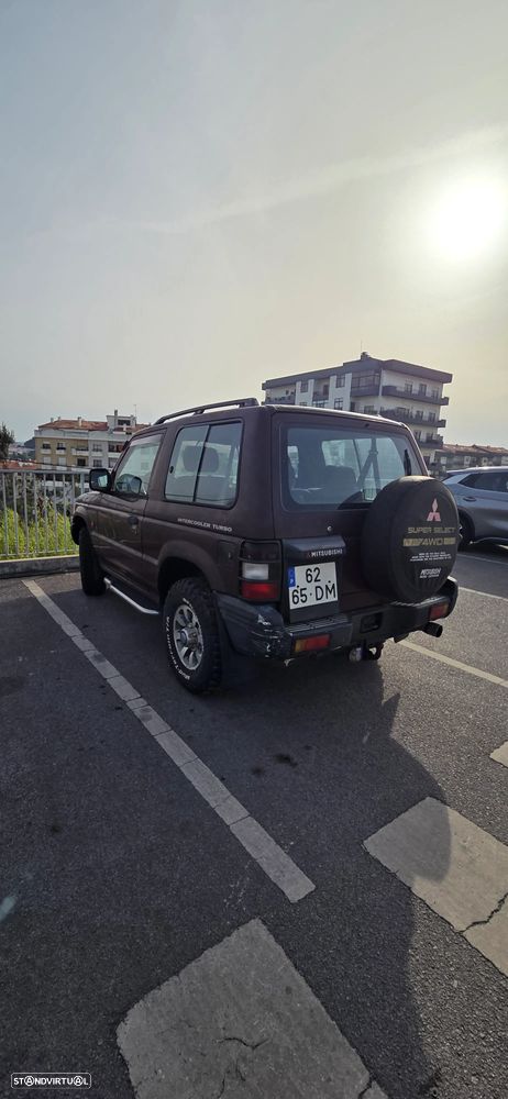 Mitsubishi Pajero 2.5 TDi GLX - 6
