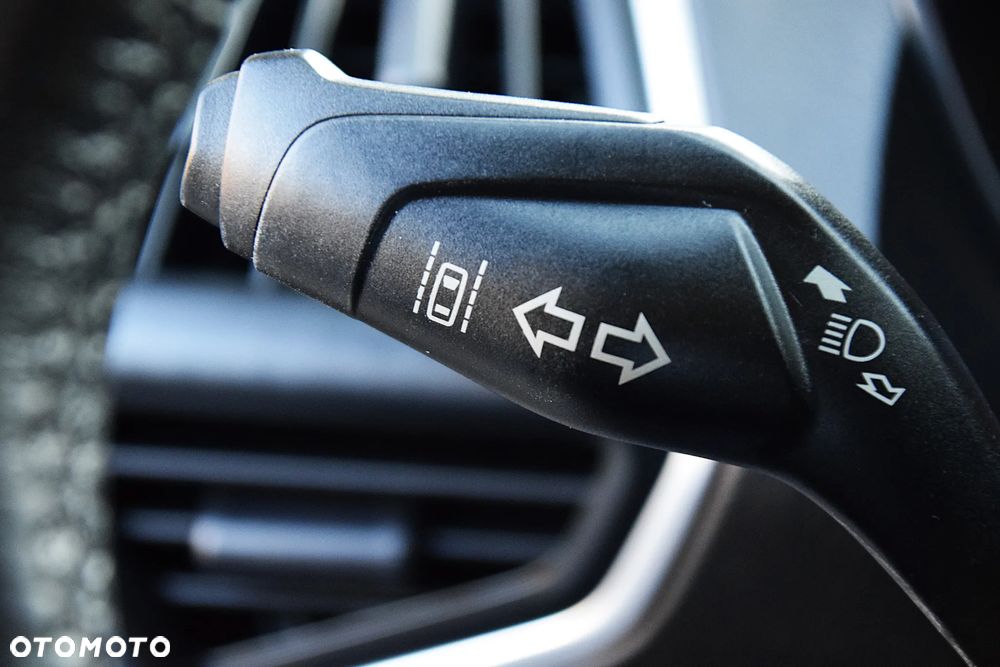 Ford Kuga 2.0 TDCi 4x4 Titanium - 35