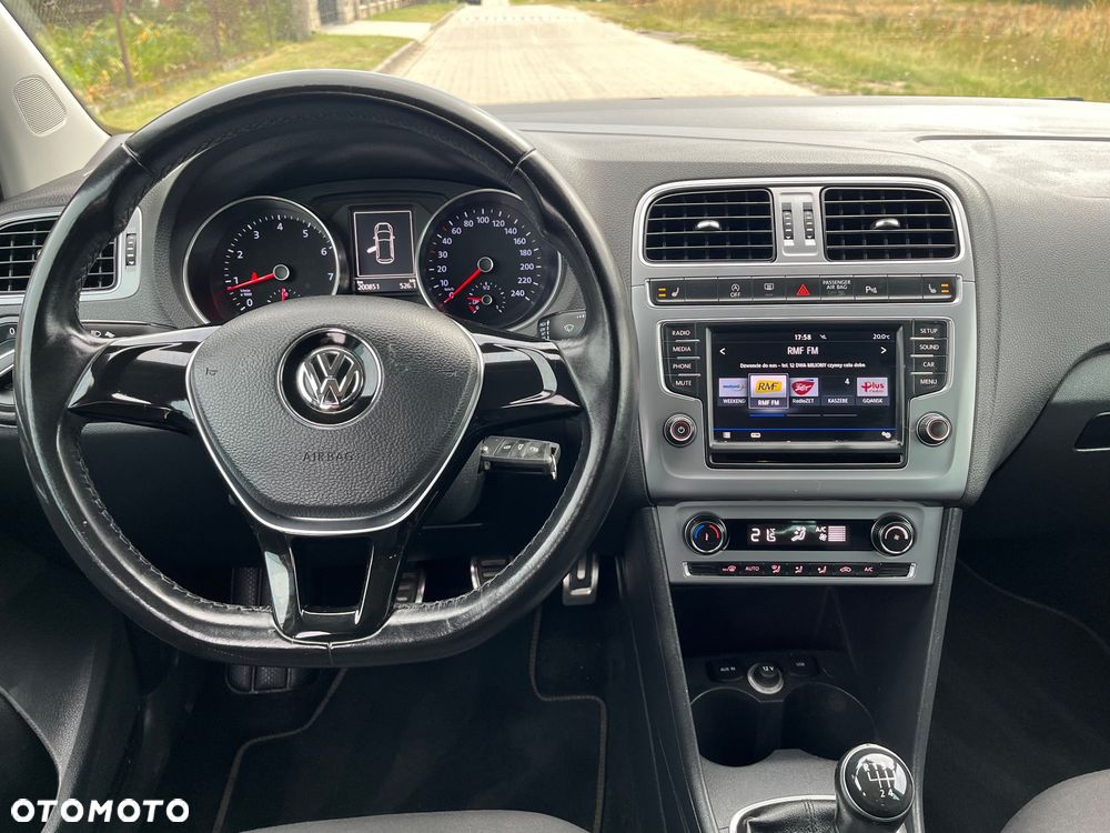 Volkswagen Polo 1.2 TSI Blue Motion Technology Allstar - 23