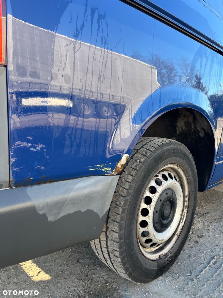 Volkswagen Transporter - 11