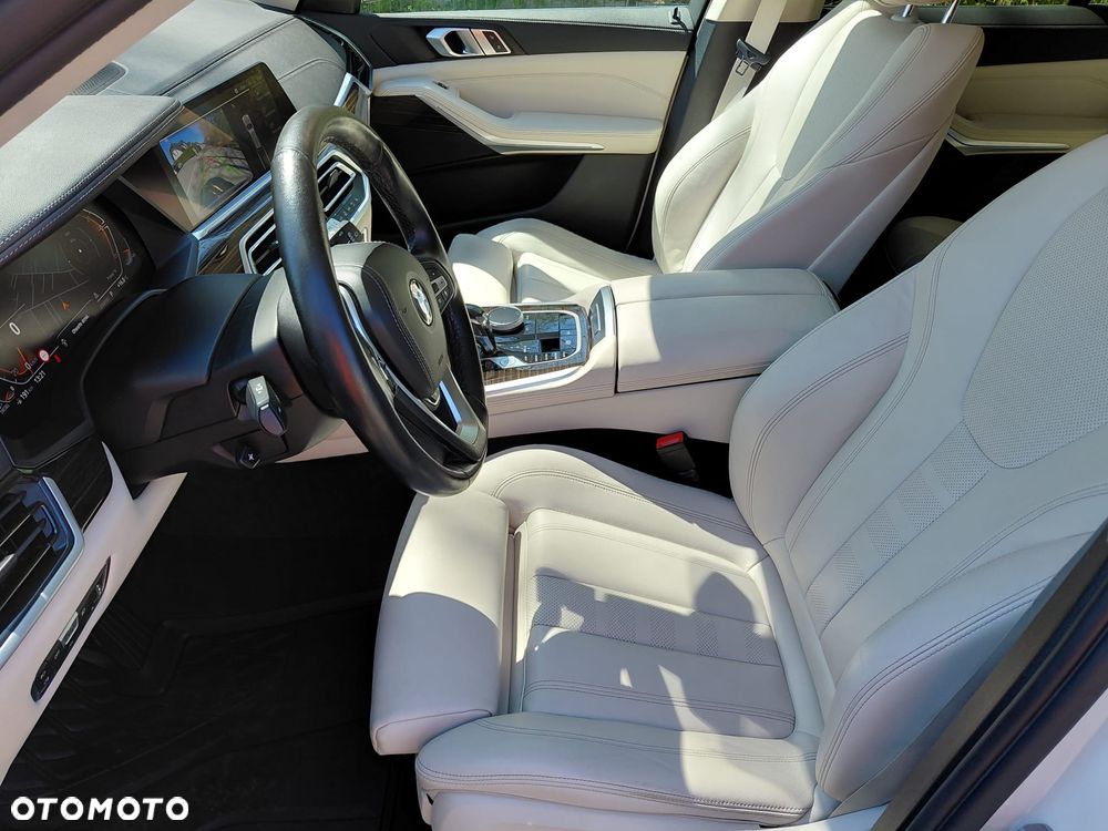 BMW X5 xDrive30d mHEV - 23