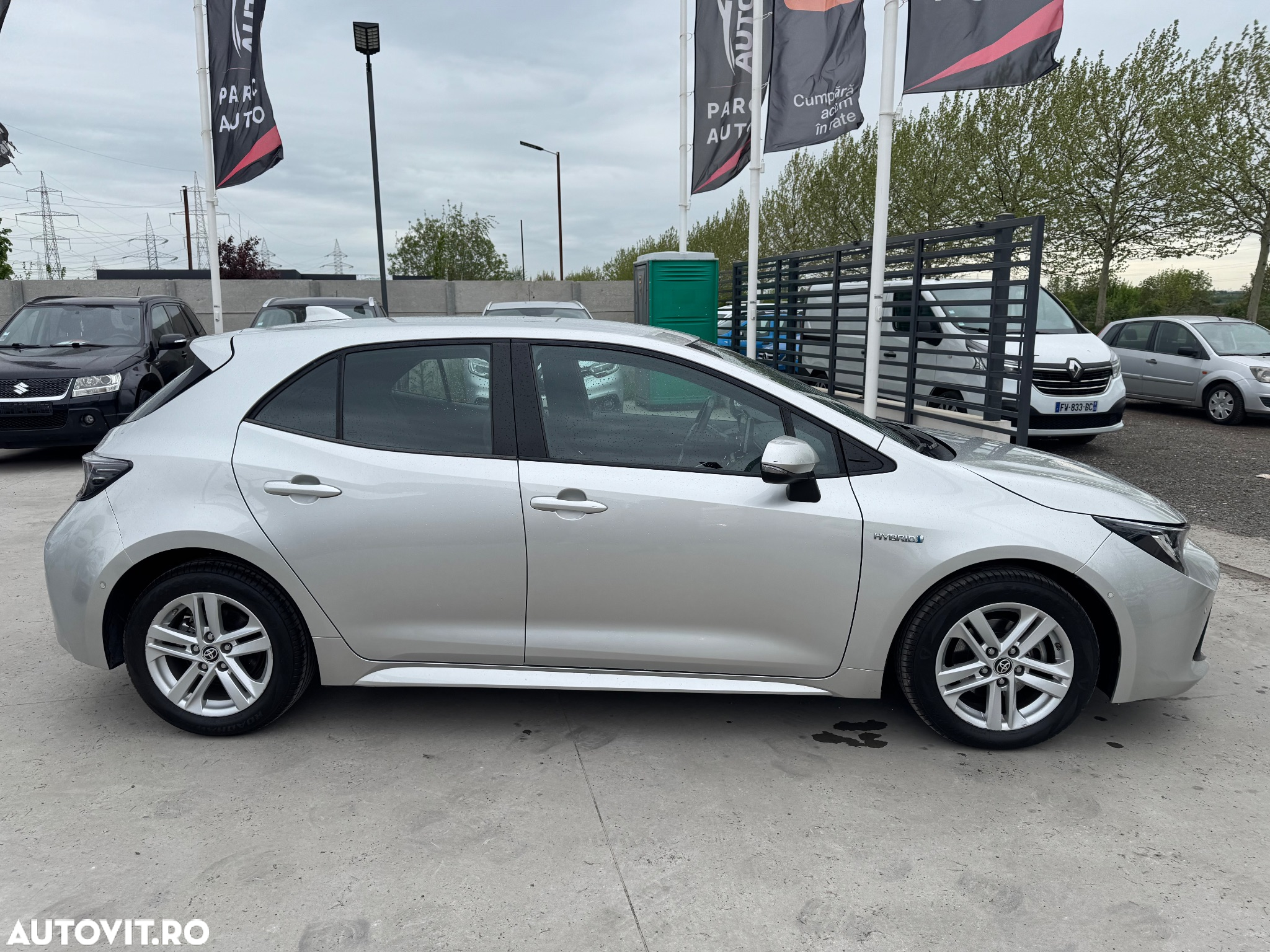 Toyota Corolla 1.8 HSD Business - 4
