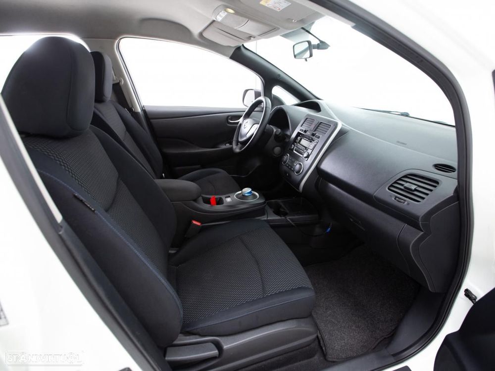 Nissan Leaf - 9