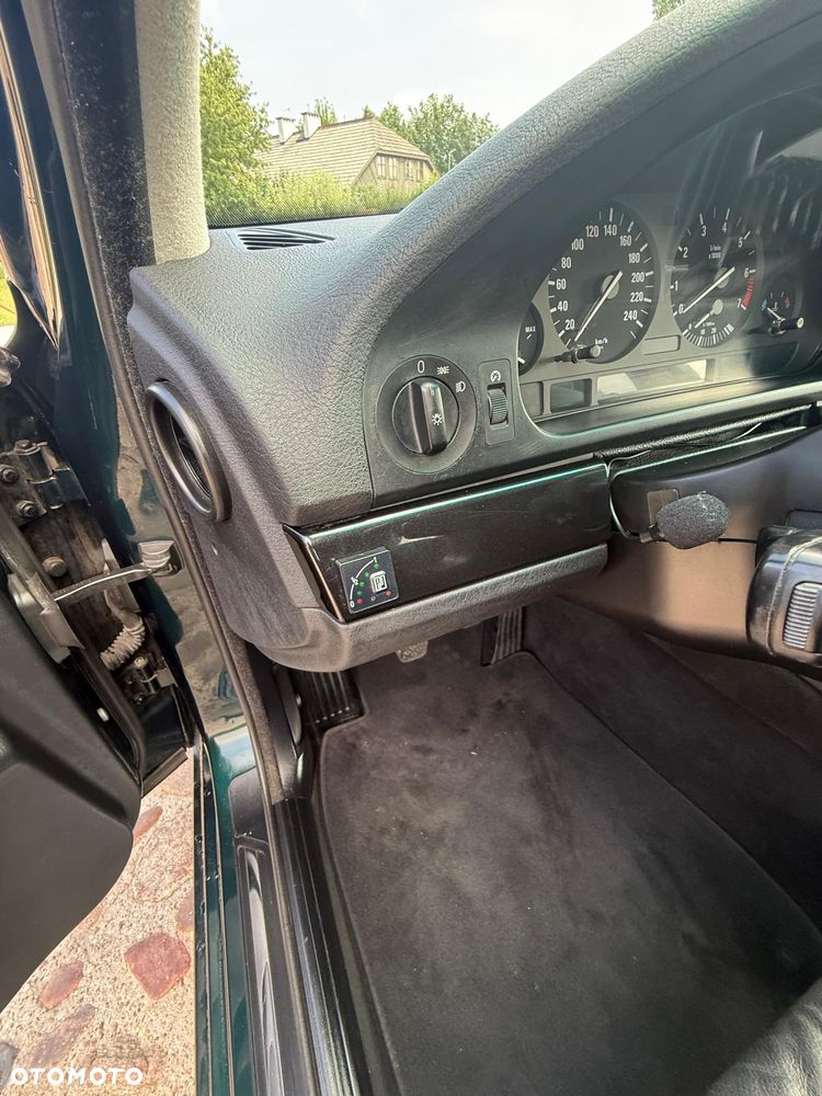 BMW Seria 5 528i - 15
