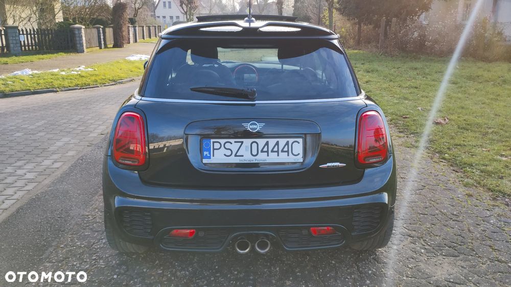 MINI John Cooper Works - 8