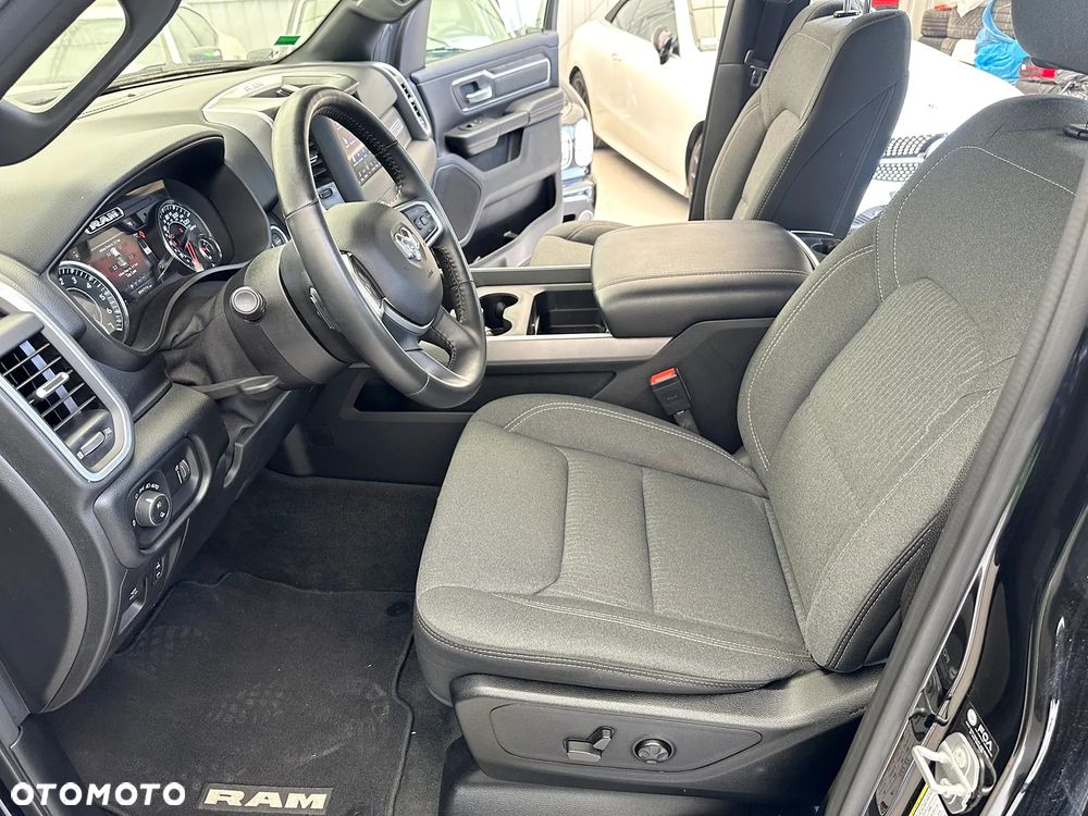 Dodge RAM 1500 5.7 4x4 - 7