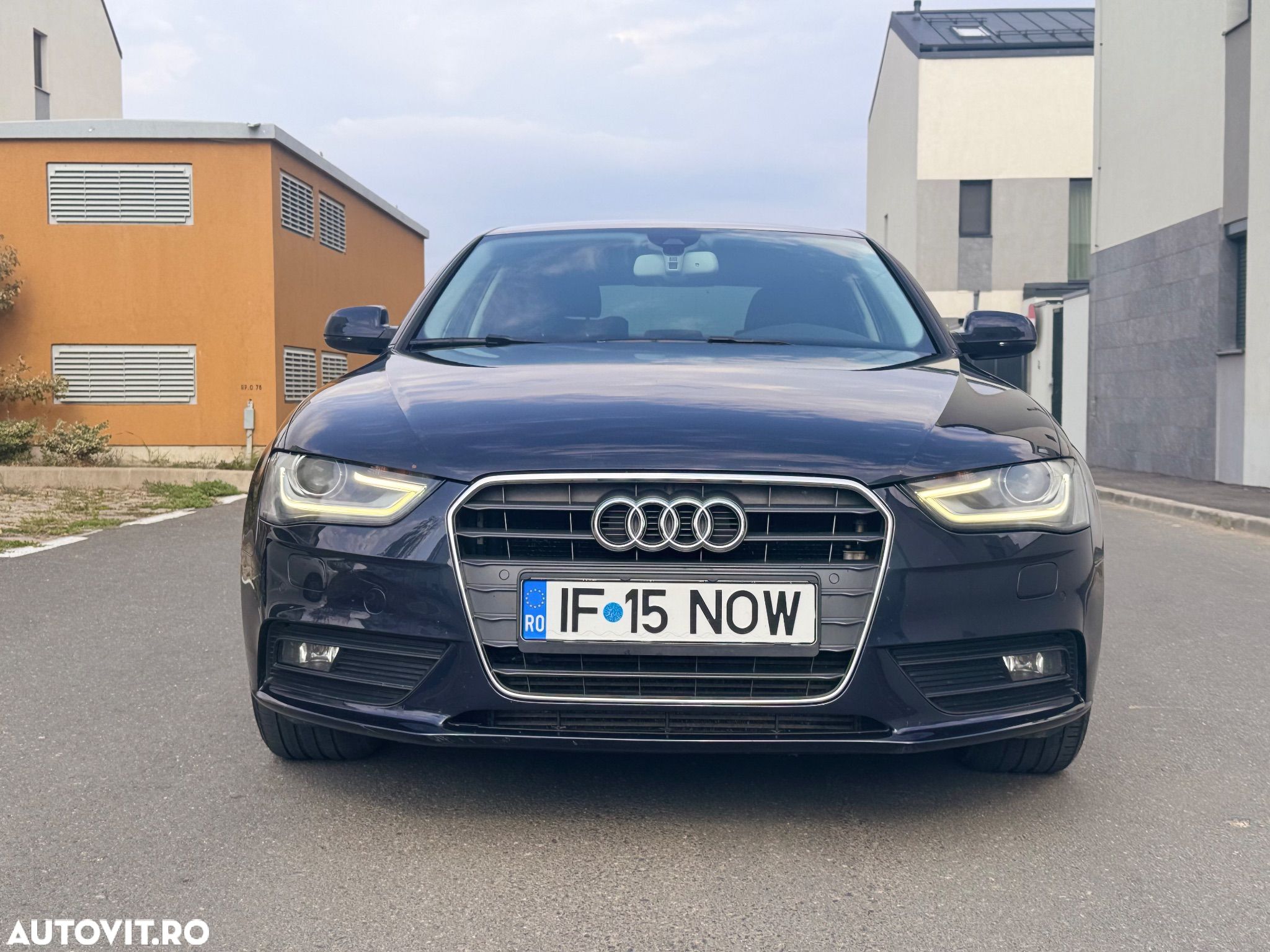 Audi A4 - 1