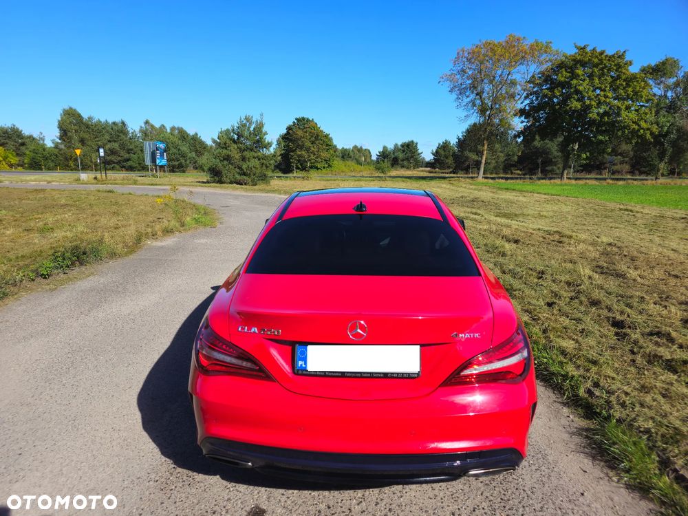Mercedes-Benz CLA 220 4-Matic AMG Line - 5