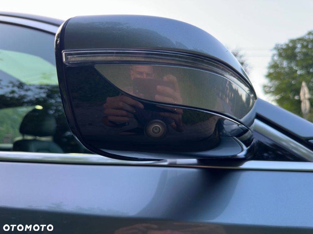 BMW Seria 5 530i xDrive - 16