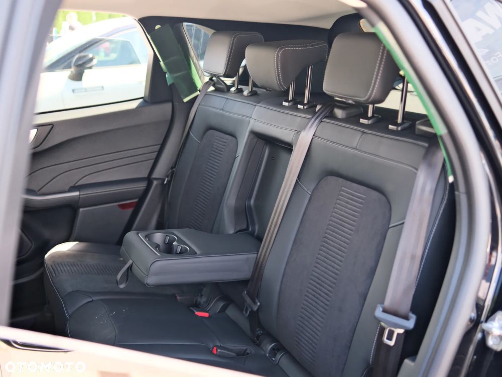 Ford Kuga - 19