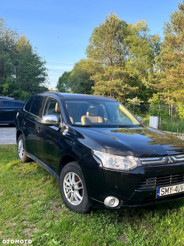Mitsubishi Outlander 2.2 DID Instyle Navi - 1