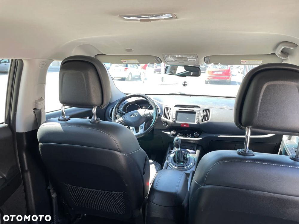 Kia Sportage - 10