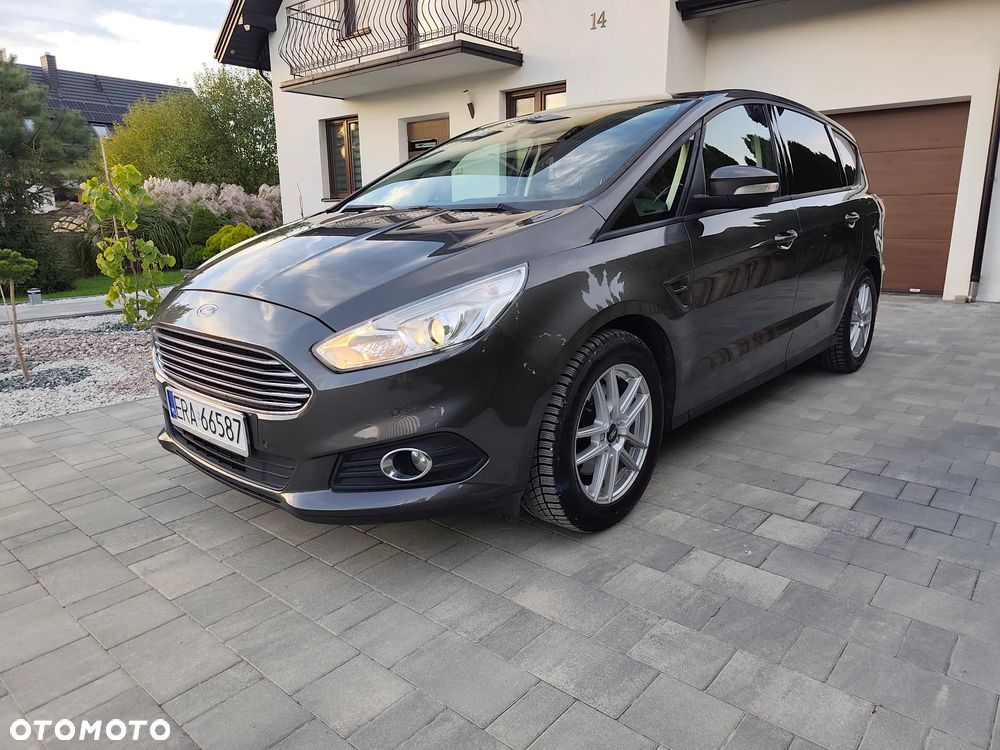 Ford S-Max - 33