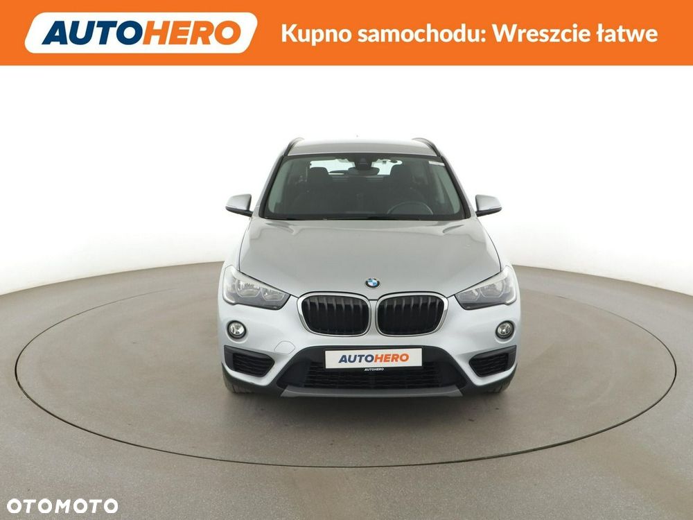 BMW X1 sDrive18d - 12
