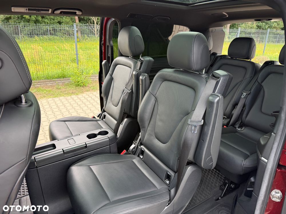 Mercedes-Benz Klasa V 300 d 4-Matic Avantgarde 9G-Tronic (d³ugi) - 14
