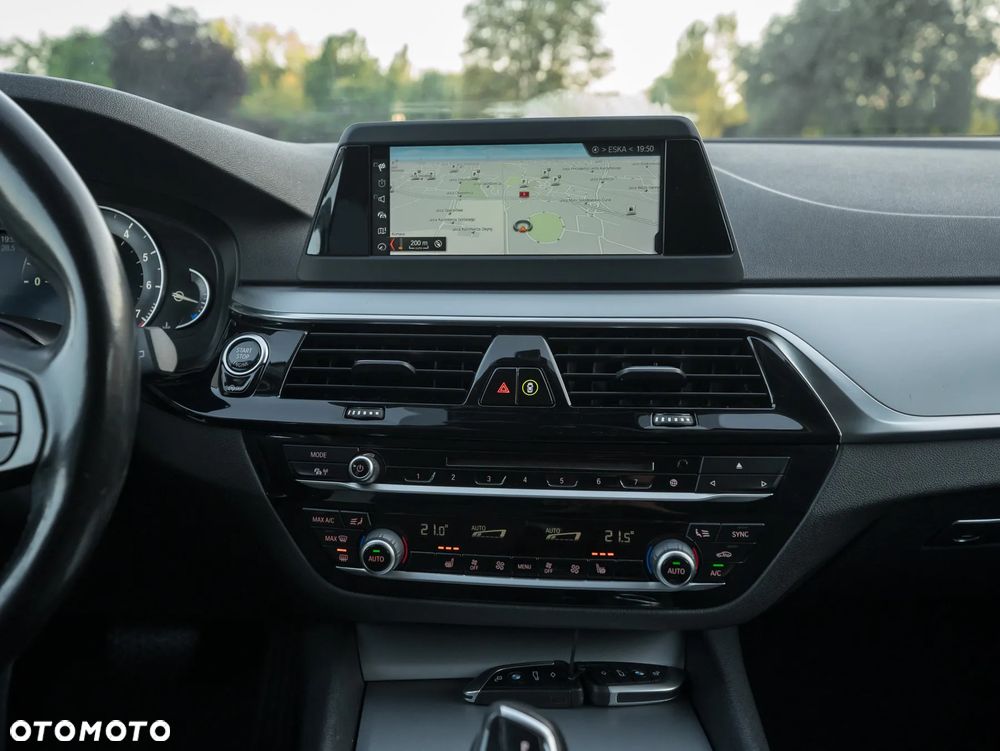 BMW Seria 5 - 24