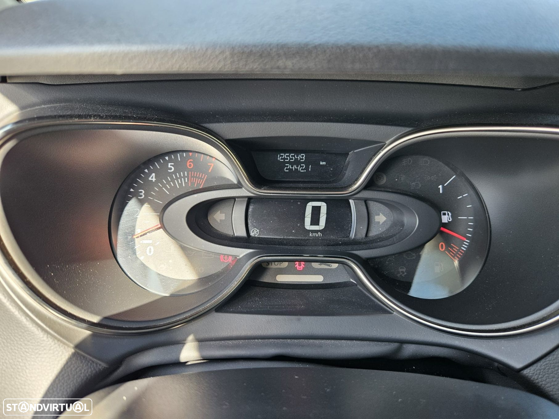 Renault Captur 0.9 TCE Exclusive - 24