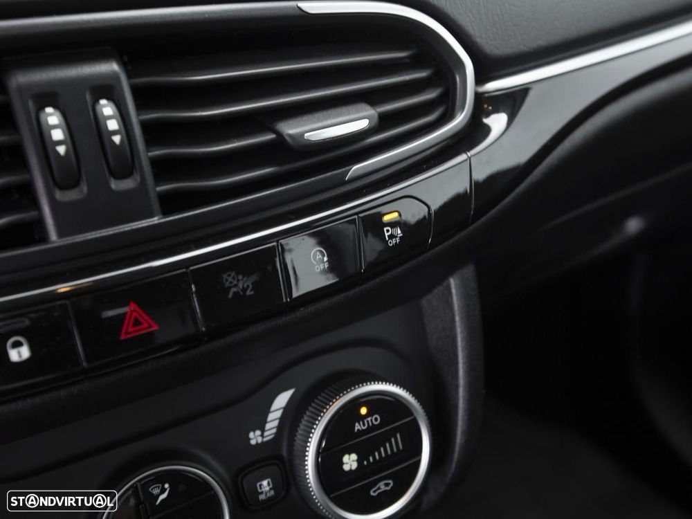 Fiat Tipo 1.3 MultiJet Life - 20