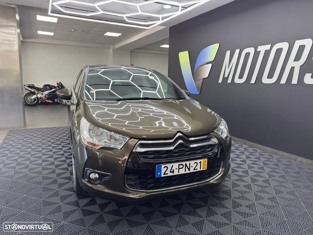 Citroën DS4 1.6 BlueHDi So Chic EAT6 J18 - 4