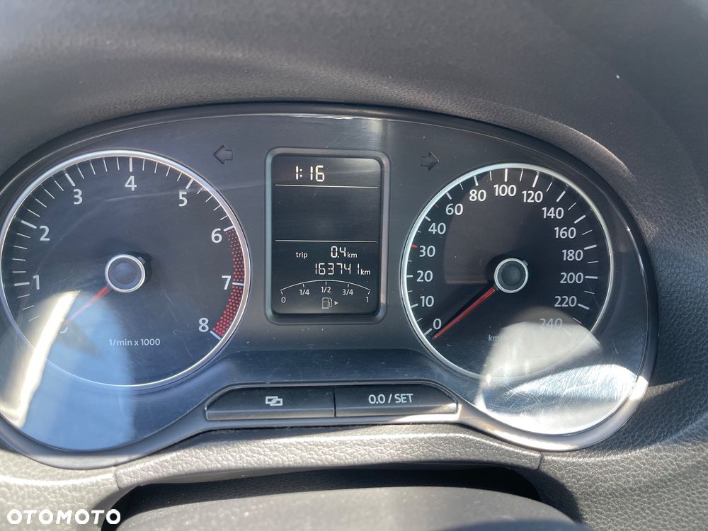 Volkswagen Polo 1.2 Blue Motion Technology Team - 11