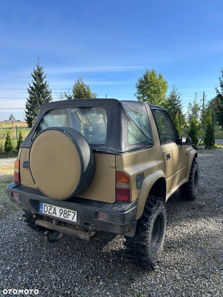 Suzuki Vitara - 16