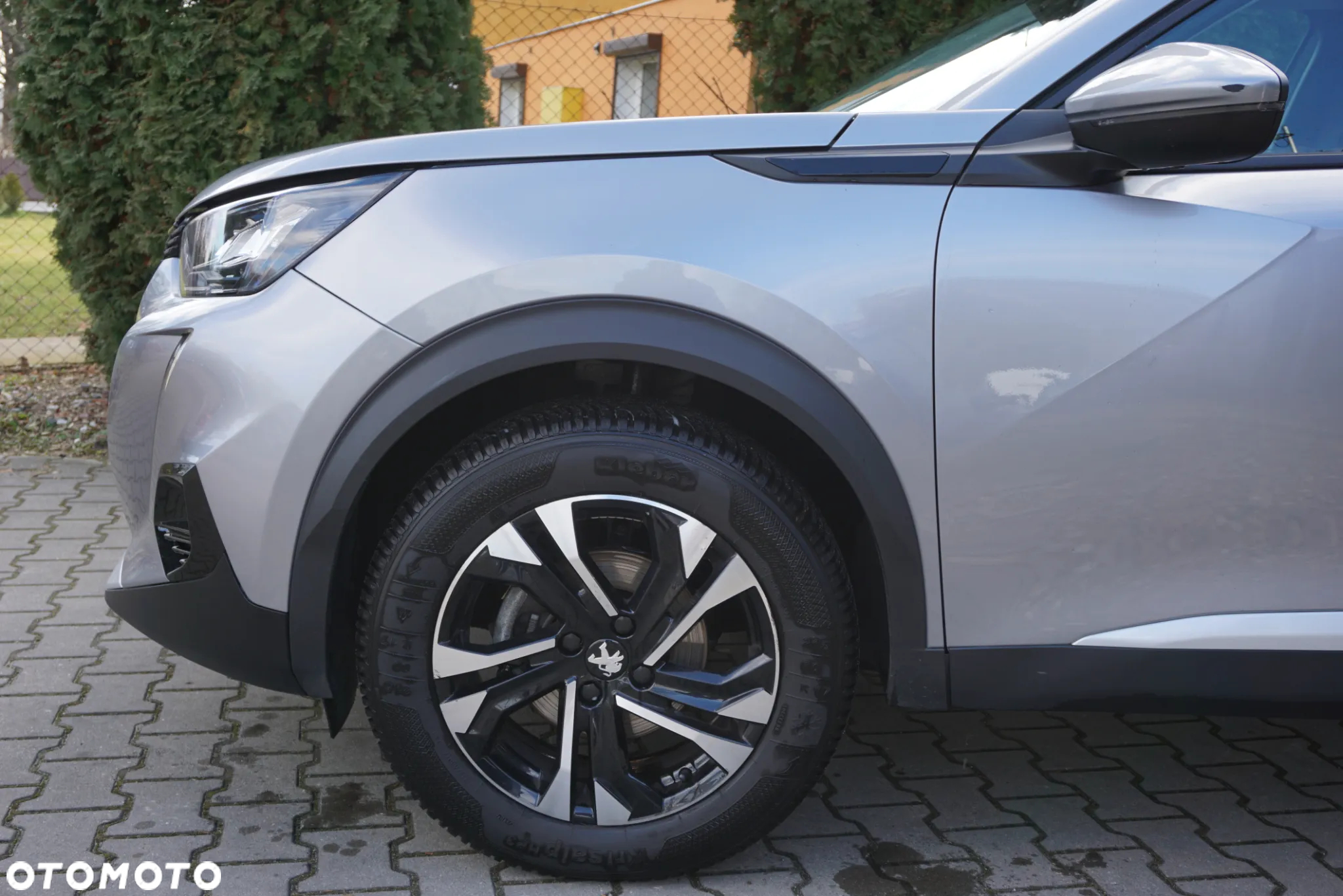 Peugeot 2008 1.2 PureTech GT Pack S&S EAT8 - 8